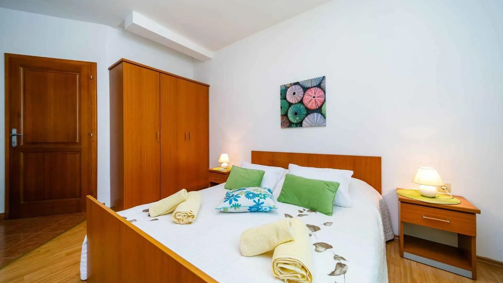 Apartments In Krk/Insel Krk 38631 Krk Town